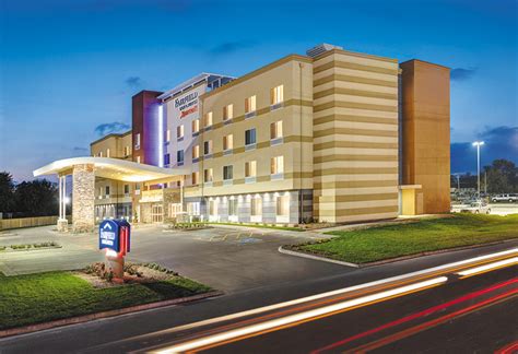 fairfield inn in clinton tn.